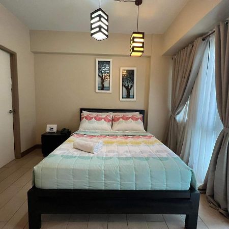 Palm Tree Two Villas Pasay Exterior photo
