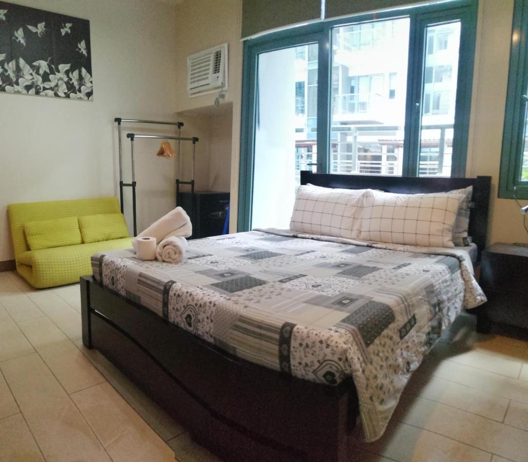 Palm Tree Two Villas Pasay Exterior photo