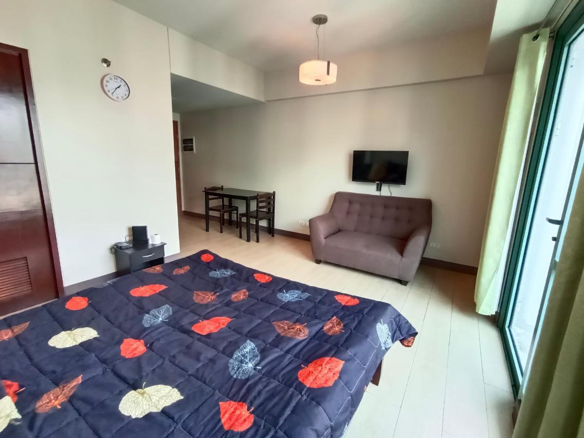 Palm Tree Two Villas Pasay Exterior photo