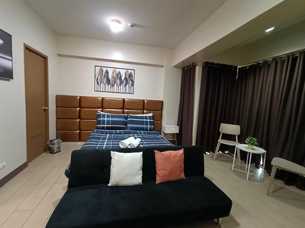 Palm Tree Two Villas Pasay Exterior photo