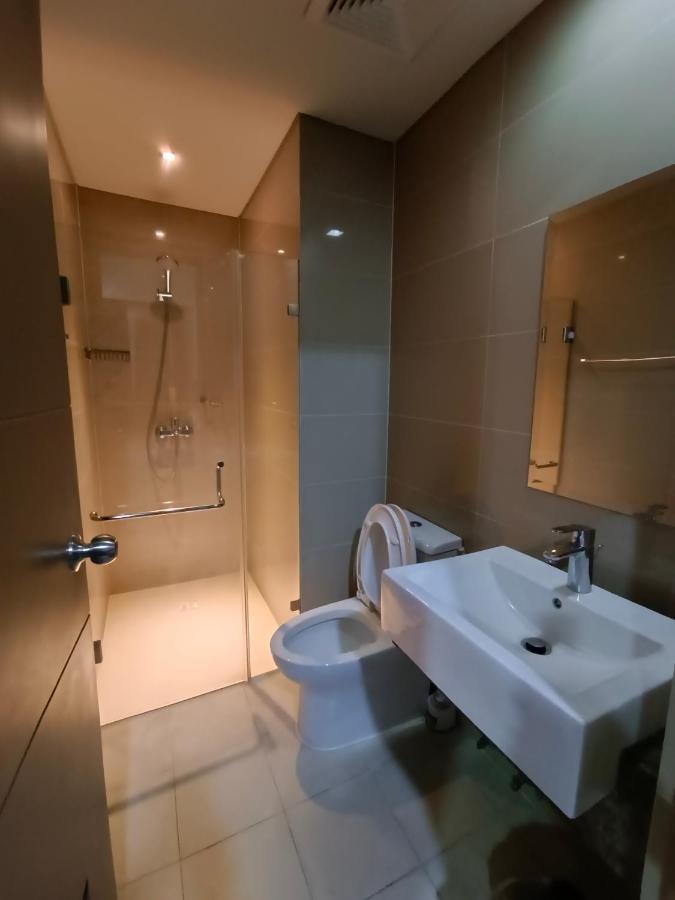 Palm Tree Two Villas Pasay Exterior photo