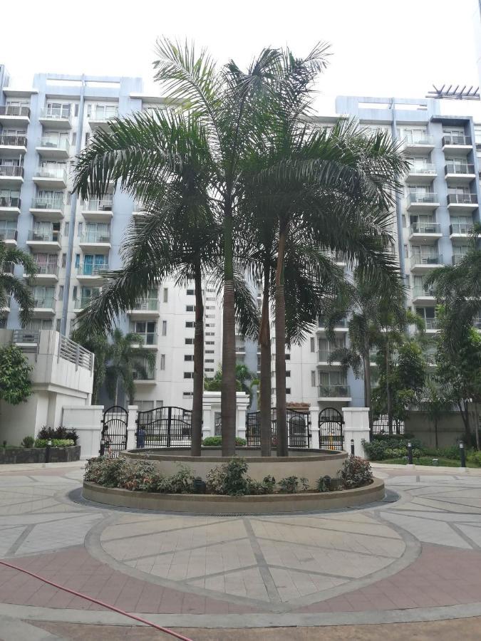Palm Tree Two Villas Pasay Exterior photo